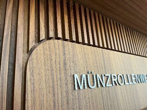 Images 1-5: This project proves that veneer doesn't just look great on large surfaces: 150 square metres of American walnut add a very special touch to the Raiffeisenbank Therwil. Photos: Images 2025 � Raiffeisenbank Leimental, Zwicky Carpentry